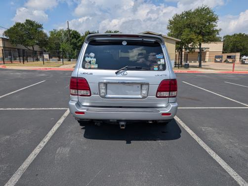 2006 Lexus LX 470 Base