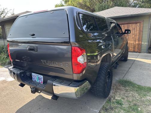2016 Toyota Tundra SR5
