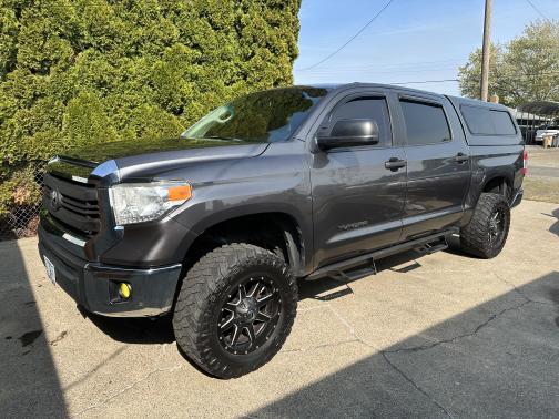 2016 Toyota Tundra SR5