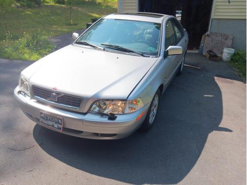 2003 Volvo S40 Base