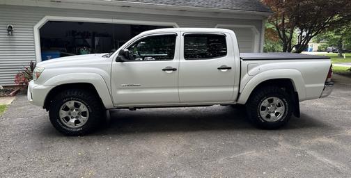 2013 Toyota Tacoma Base