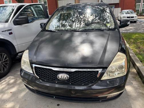 Black 2014 Kia Sedona LX
