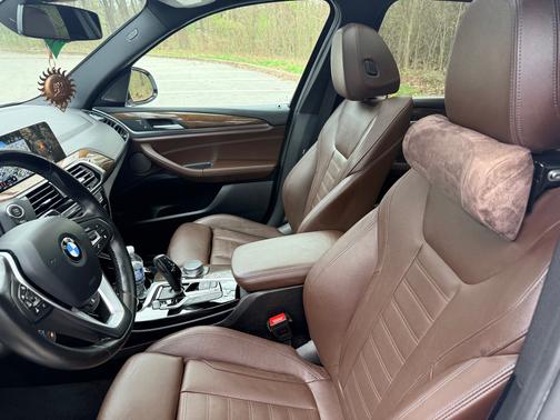 White 2018 BMW X3 xDrive30i