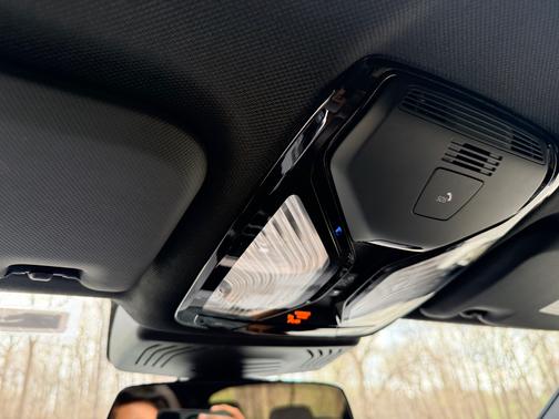 White 2018 BMW X3 xDrive30i