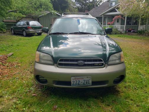 Photo 2 of 8 of 2002 Subaru Outback H6-3.0 L.L. Bean Edition