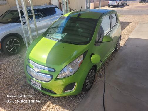 2015 Chevrolet Spark EV 2LT