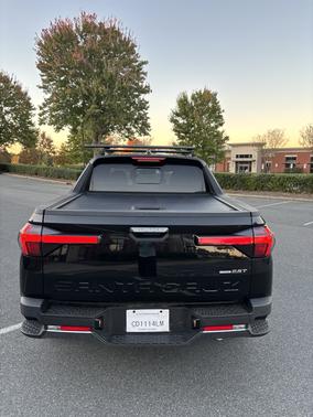 Black 2024 Hyundai SANTA CRUZ Limited