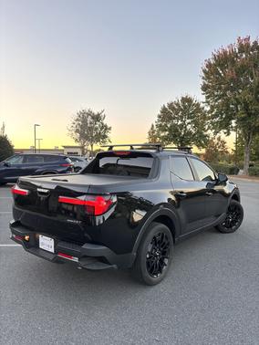Black 2024 Hyundai SANTA CRUZ Limited