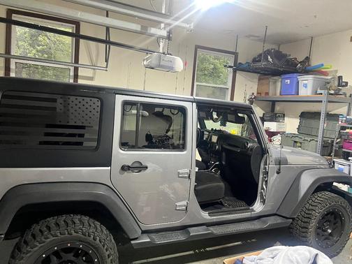 Silver 2015 Jeep Wrangler Unlimited Sport