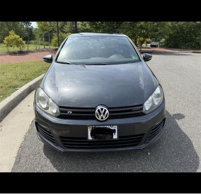 2013 Volkswagen Golf R 4-Door