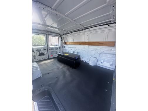2010 Ford E250 Base