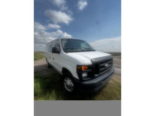 2010 Ford E250 Base
