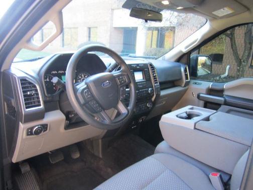 2017 Ford F-150 Platinum