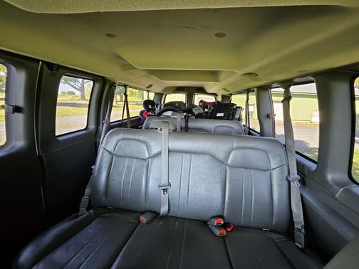 2008 Chevrolet Express 3500 Base