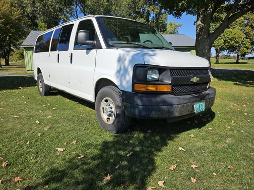 2008 Chevrolet Express 3500 Base