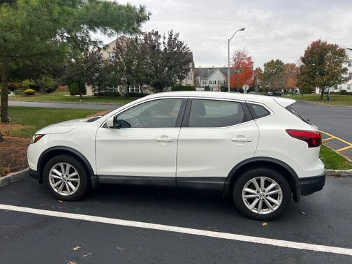 2018 Nissan Rogue Sport S