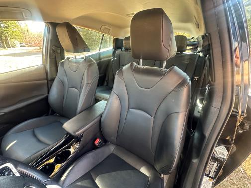 2017 Toyota Prius Four Touring