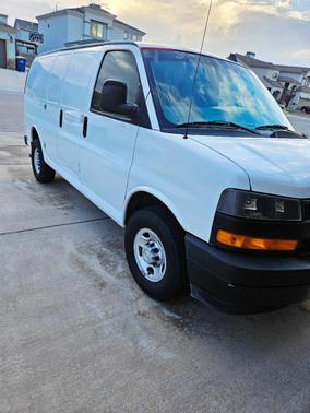 White 2021 Chevrolet Express 2500 Work Van