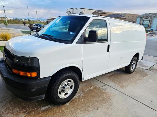 White 2021 Chevrolet Express 2500 Work Van