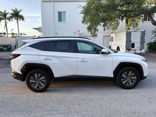 White 2023 Hyundai TUCSON Hybrid Blue