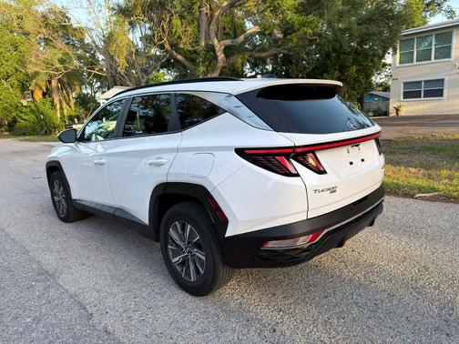 White 2023 Hyundai TUCSON Hybrid Blue