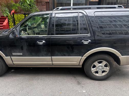 Black 2008 Ford Expedition Eddie Bauer