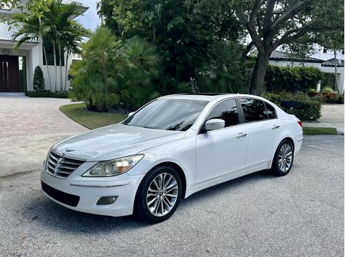 2011 Hyundai Genesis 3.8