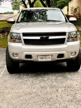 Silver 2007 Chevrolet Tahoe LT