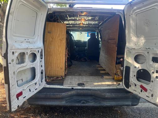 White 2014 Ford E250 Cargo