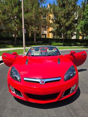 2008 Saturn Sky Red Line