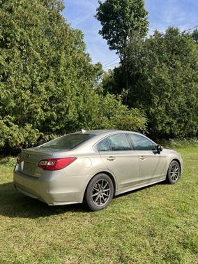 Gold 2017 Subaru Legacy 2.5i Premium
