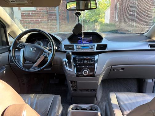 Gray 2012 Honda Odyssey EX-L