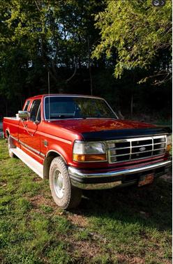 Red 1997 Ford F-250 Base