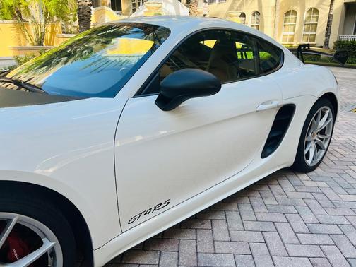 White 2019 Porsche 718 Cayman 718 Cayman