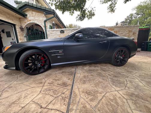 Black 2016 Mercedes-Benz SL 550 Base