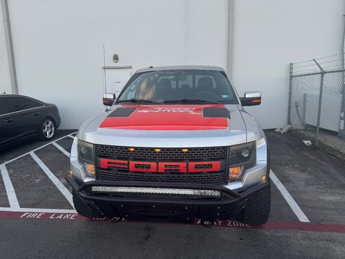 2014 Ford F-150 SVT Raptor