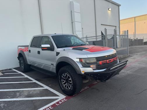 2014 Ford F-150 SVT Raptor