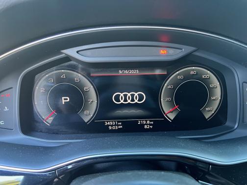 2023 Audi Q8 55 Premium Plus