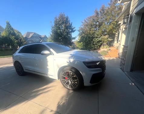 2023 Audi Q8 55 Premium Plus