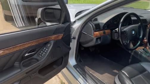 2001 BMW 740 iL