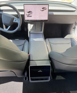 2024 Tesla Model 3 Long Range