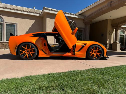 Orange 2015 Chevrolet Corvette Z06 Hardtop