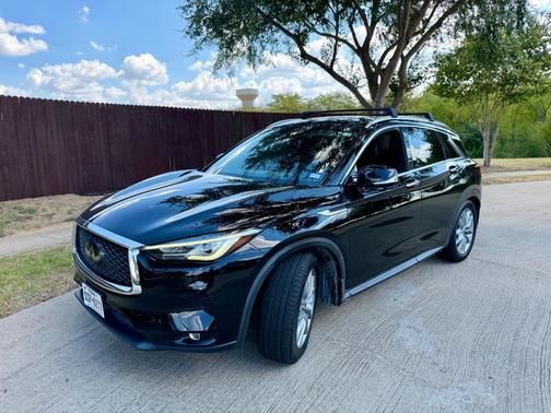 Black 2019 INFINITI QX50 ESSENTIAL