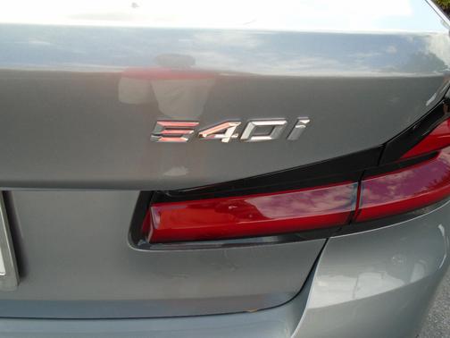 2023 BMW 540 i