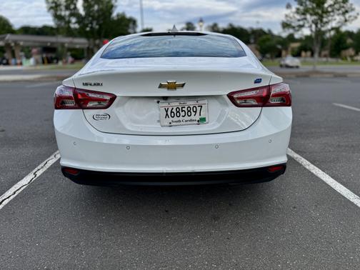 2019 Chevrolet Malibu Hybrid Base