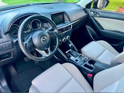 White 2016 Mazda CX-5 Sport
