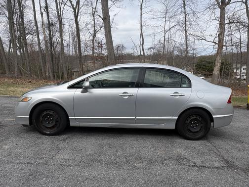 Silver 2009 Honda Civic LX