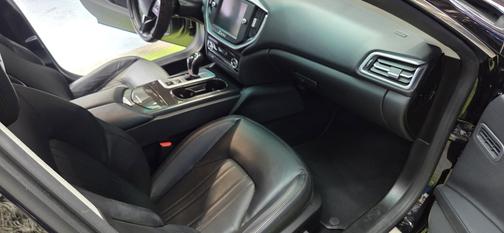 2015 Maserati Ghibli Base