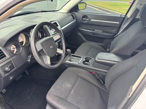 2010 Dodge Charger SXT