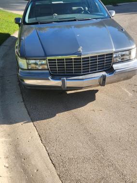 1993 Cadillac Fleetwood Base